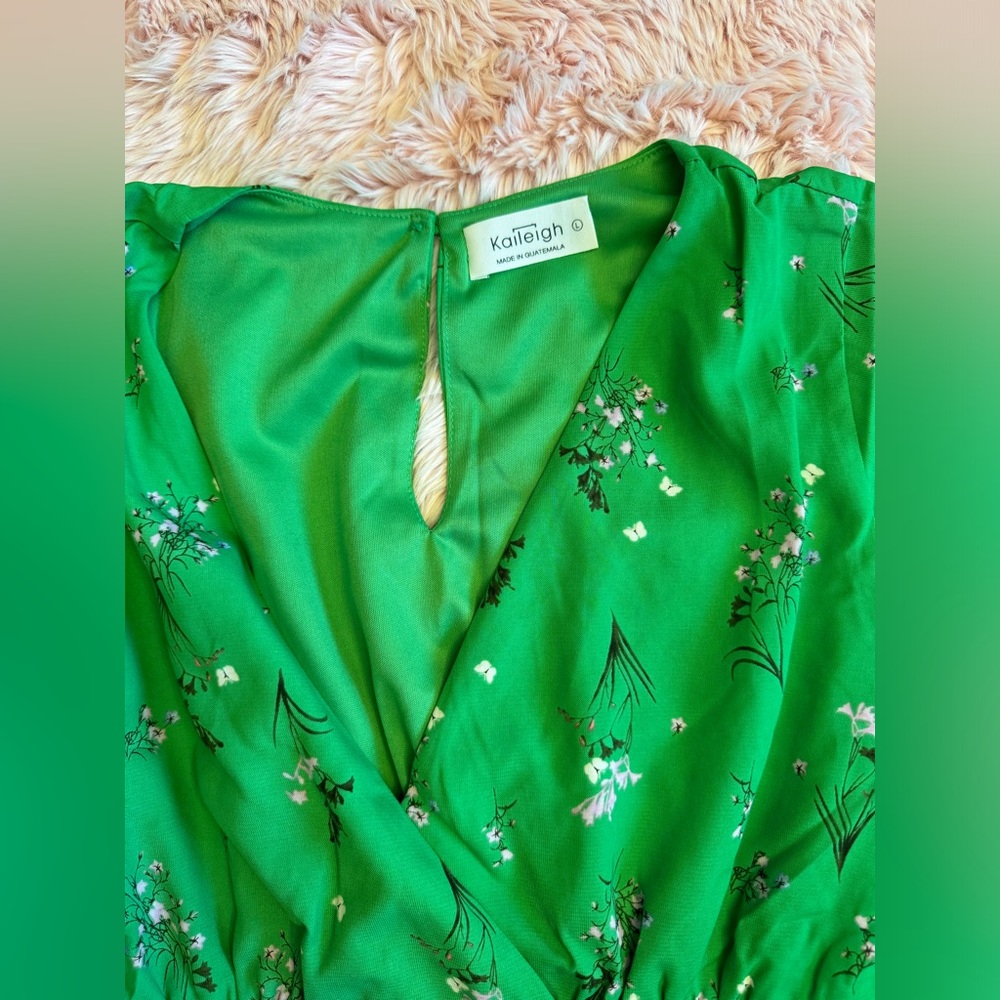 KAILEIGH WOMEN’S DRESS SIZE LARGE GREEN FLORAL V-NECK STRETCH LIGHTWEIGHT SLEEVE - Picture 2 of 11